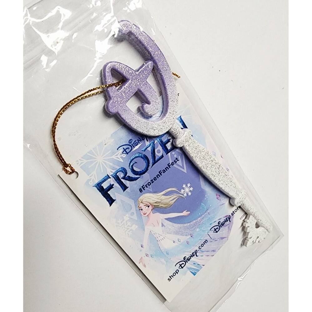 Disney Store Frozen Fan Fest 2020 Collectible Key Limited Release Exclusive NEW